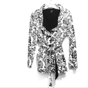 JW Style Women’s Paisley Black White Tie Button Long Sleeve Jacket
